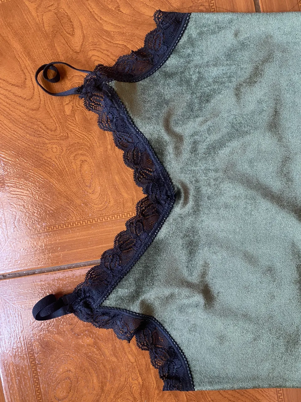 Musculosa Desconocida - Vista 3