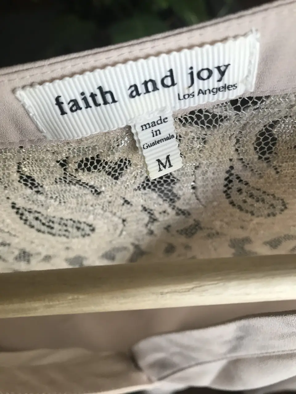 Blusa faith and joy - Vista 3