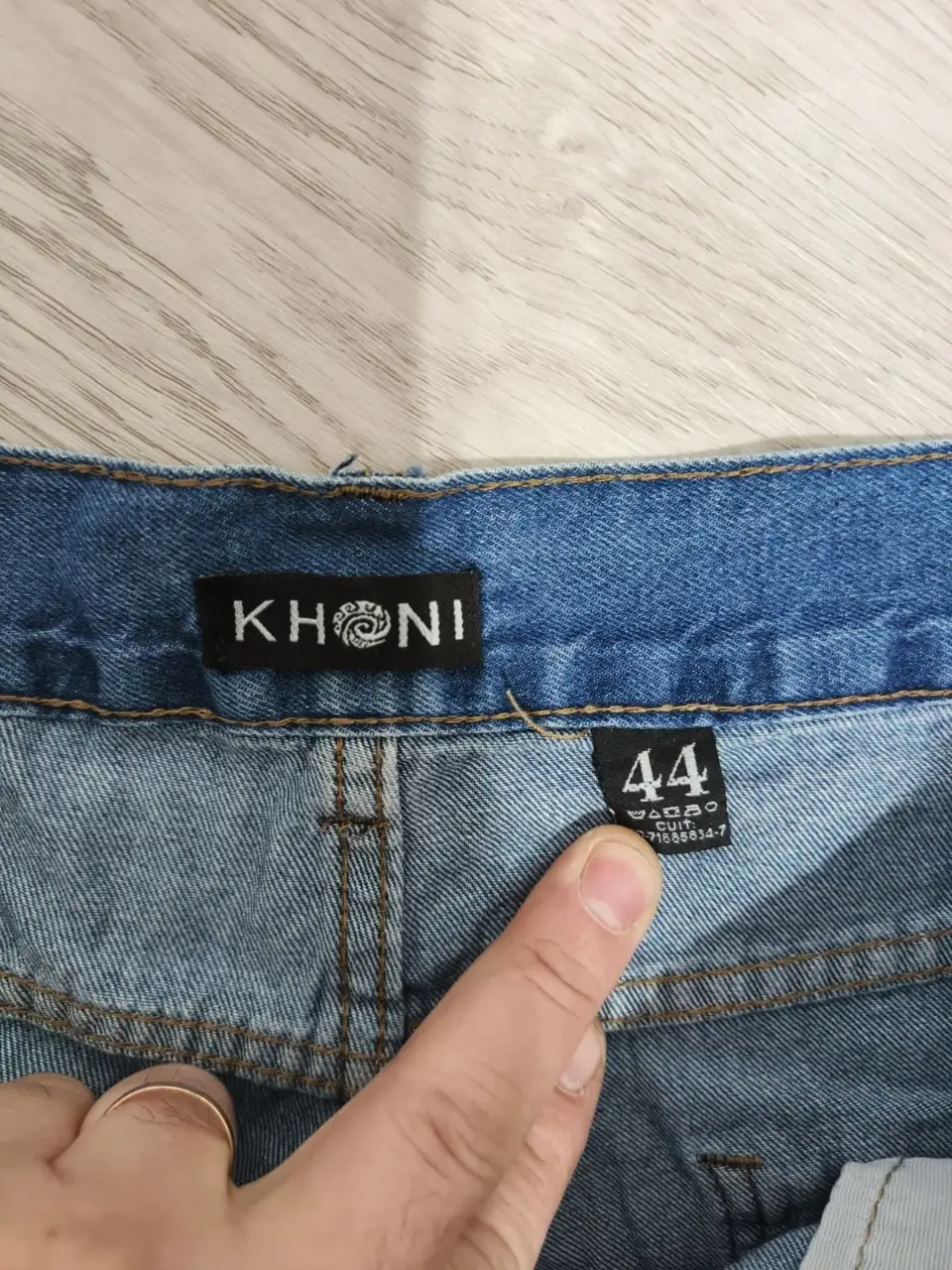 Bermuda Khoni - Vista 2