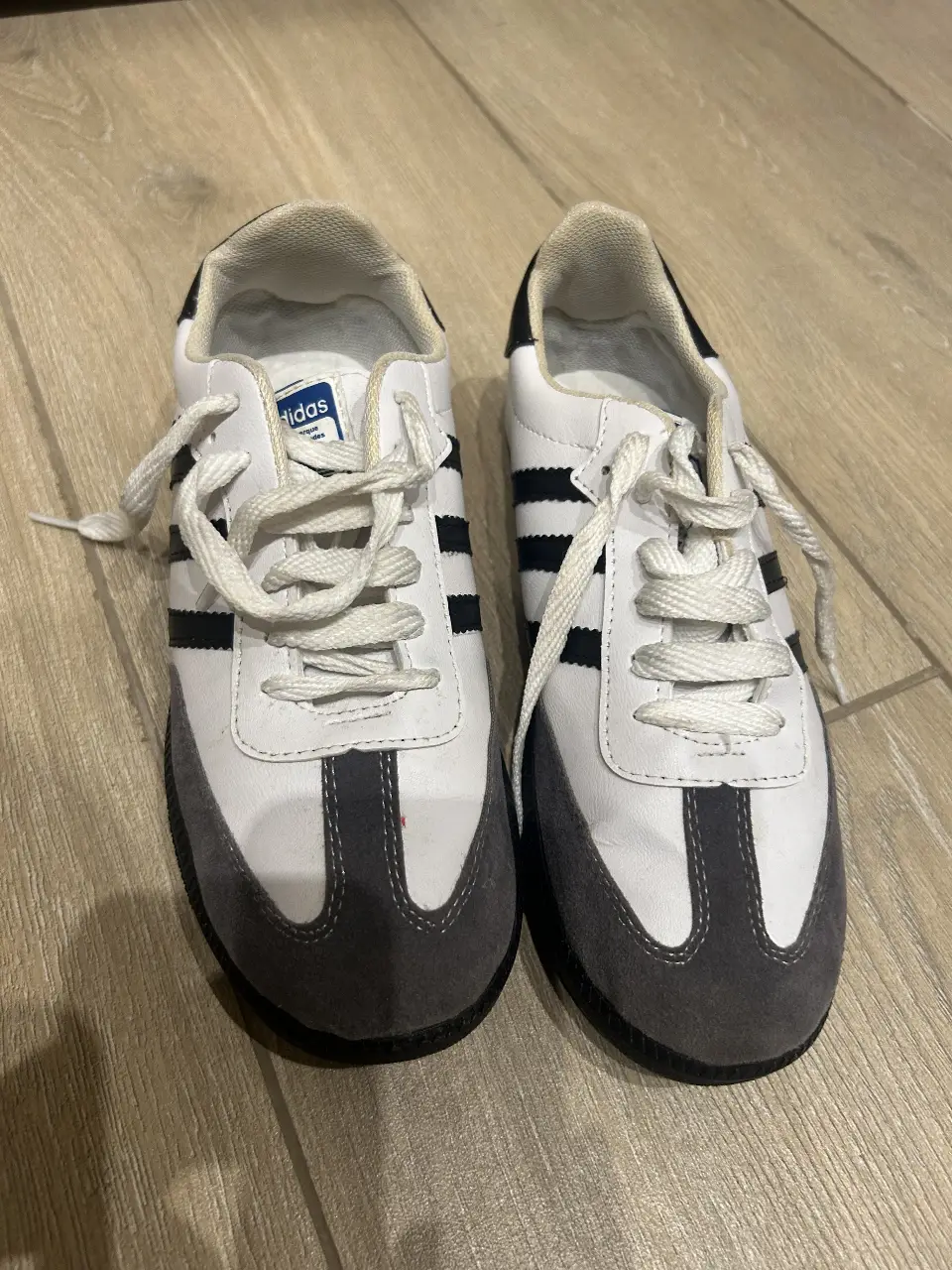 Zapatillas adidas - Vista 2