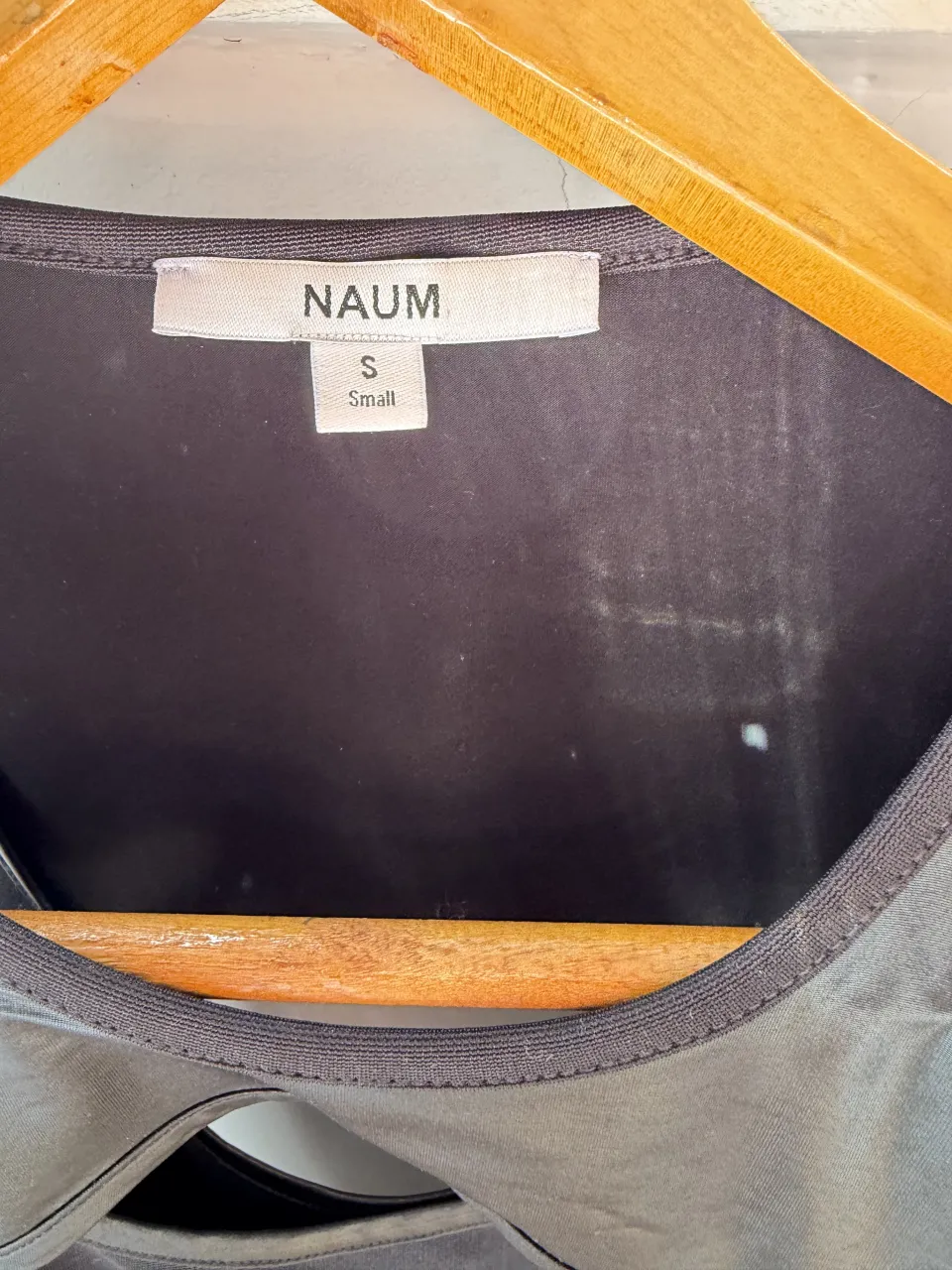 Musculosa NAUM - Vista 2