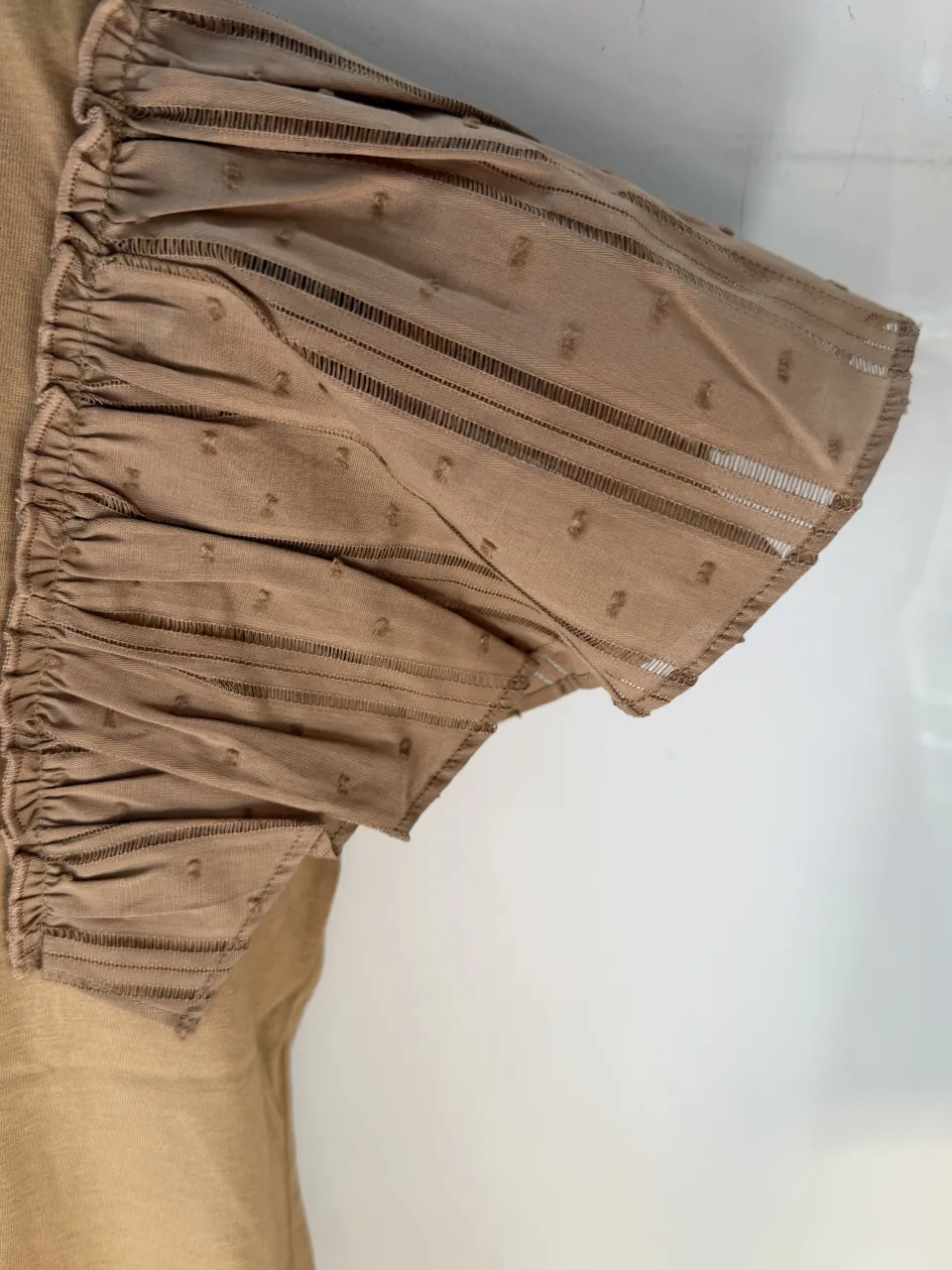 Remera CLARA - Vista 2