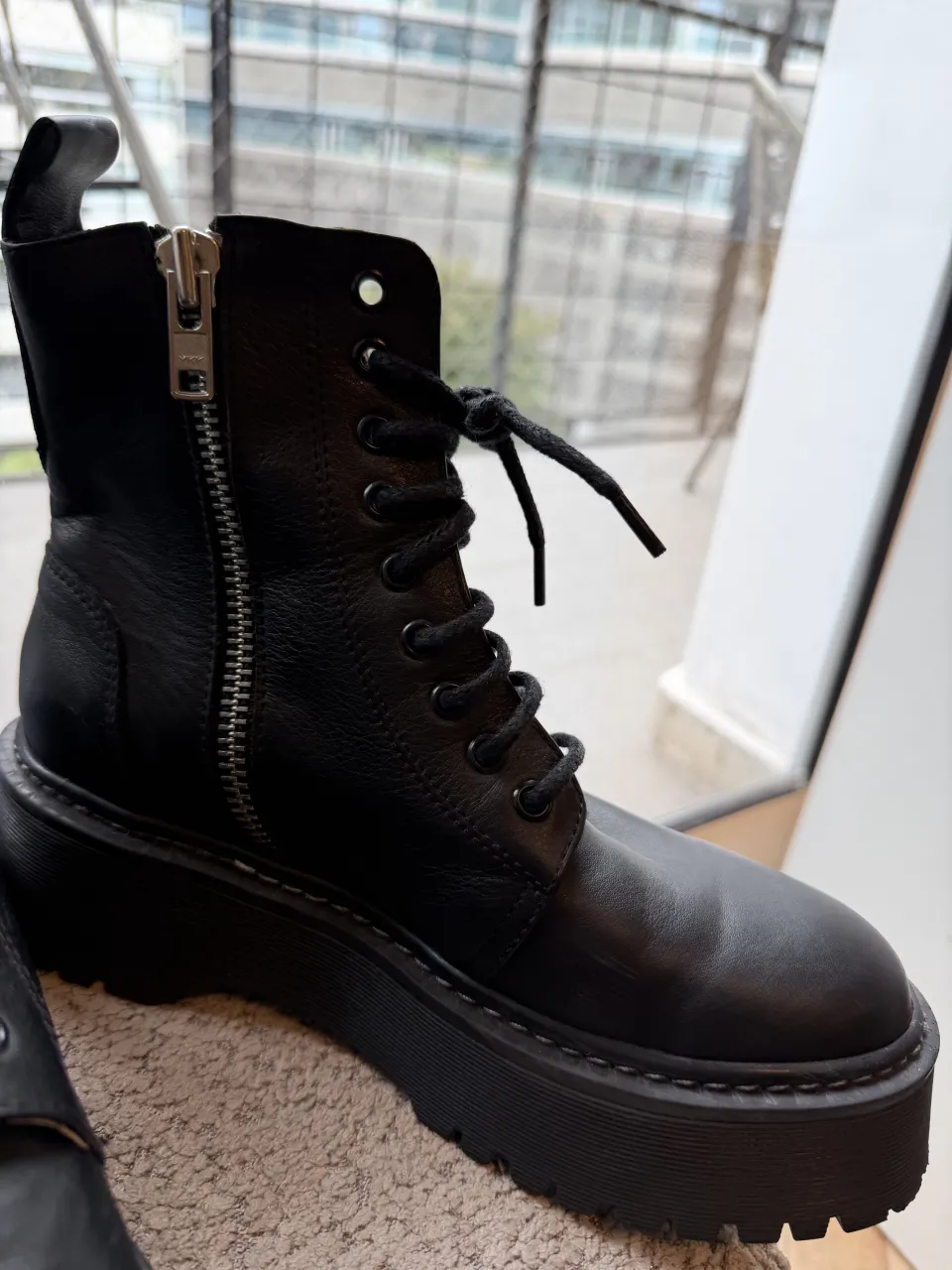 Borcegos Sibyl Vane - Vista 2