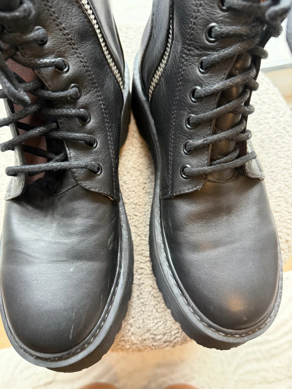 Borcegos Sibyl Vane - Vista 5