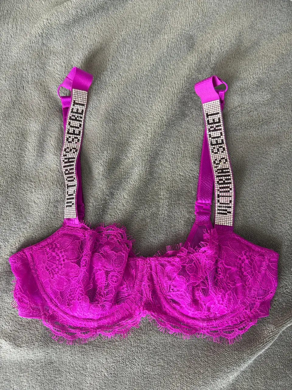 Conjunto Victoria's Secret - Vista 3