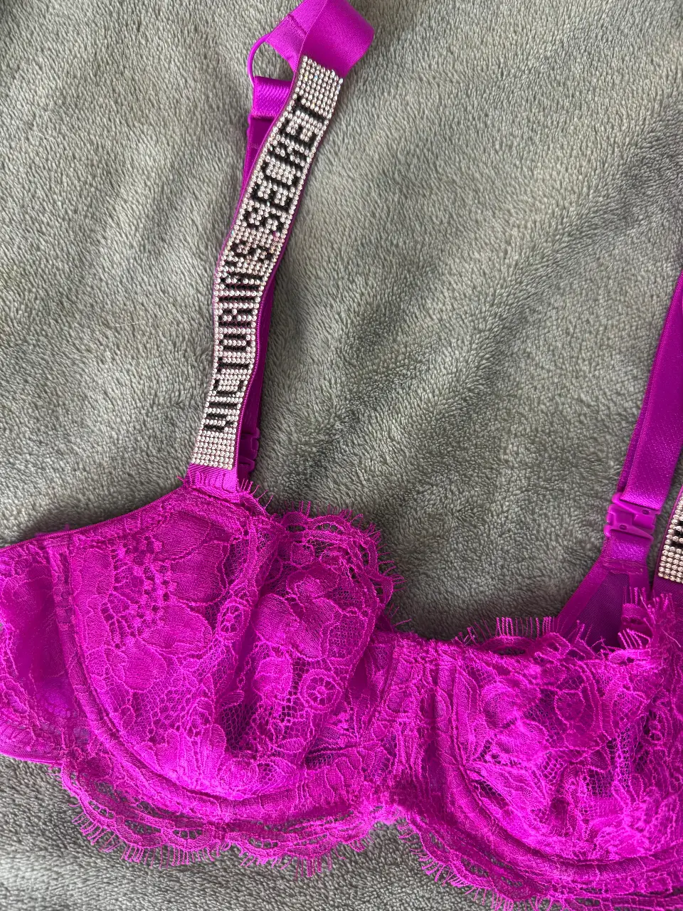 Conjunto Victoria's Secret - Vista 6