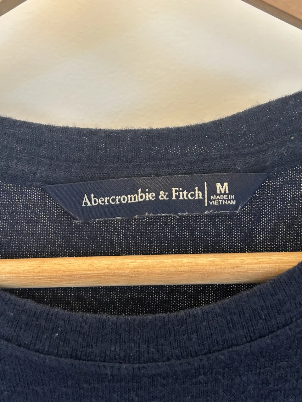 Remera Abercrombie & Fitch - Vista 2