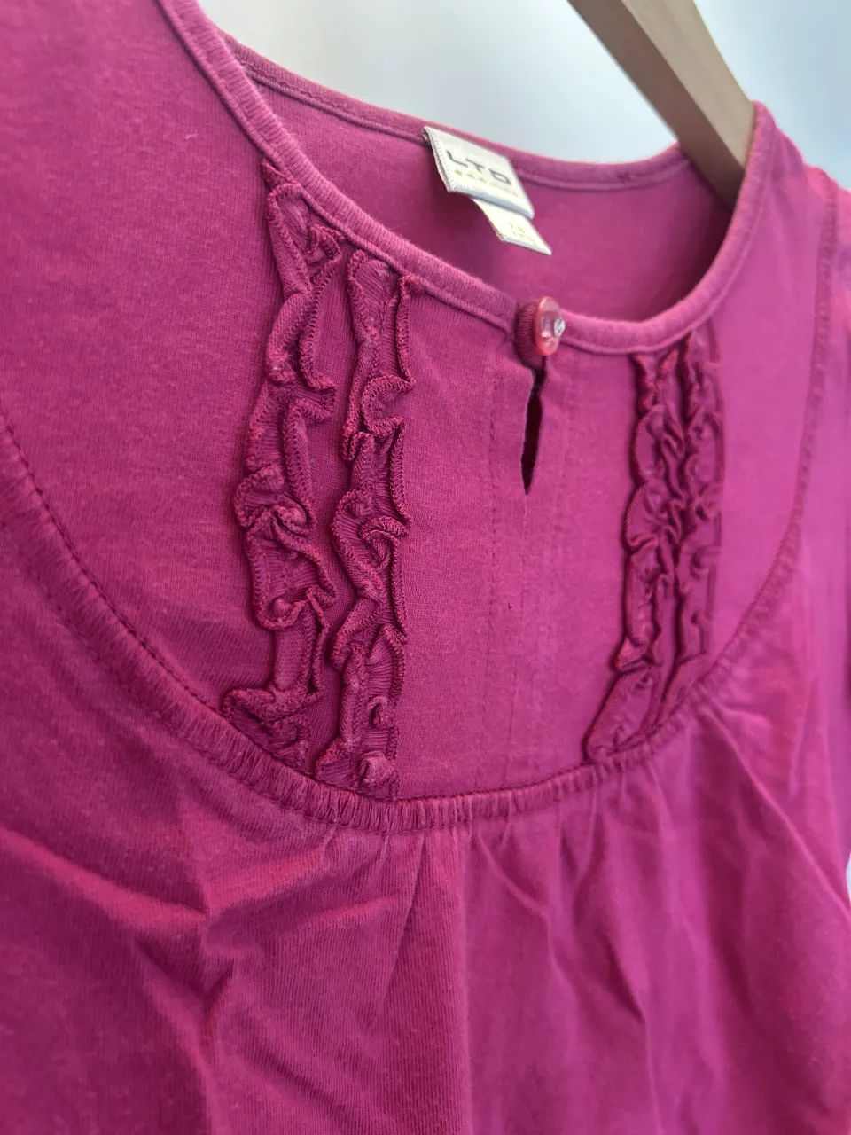 Remera Ltd - Vista 2