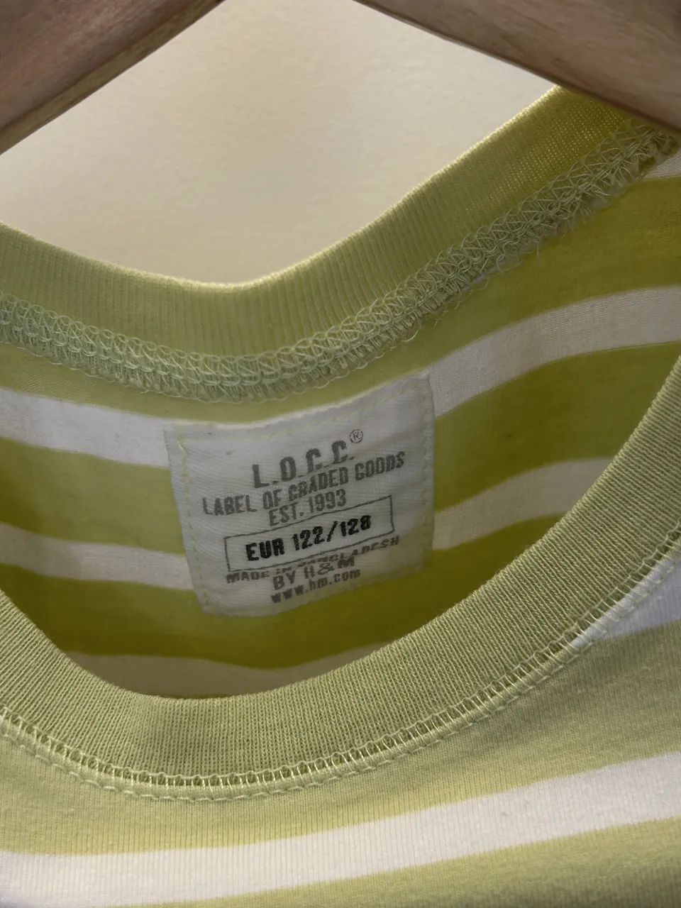 Remera H&M - Vista 3