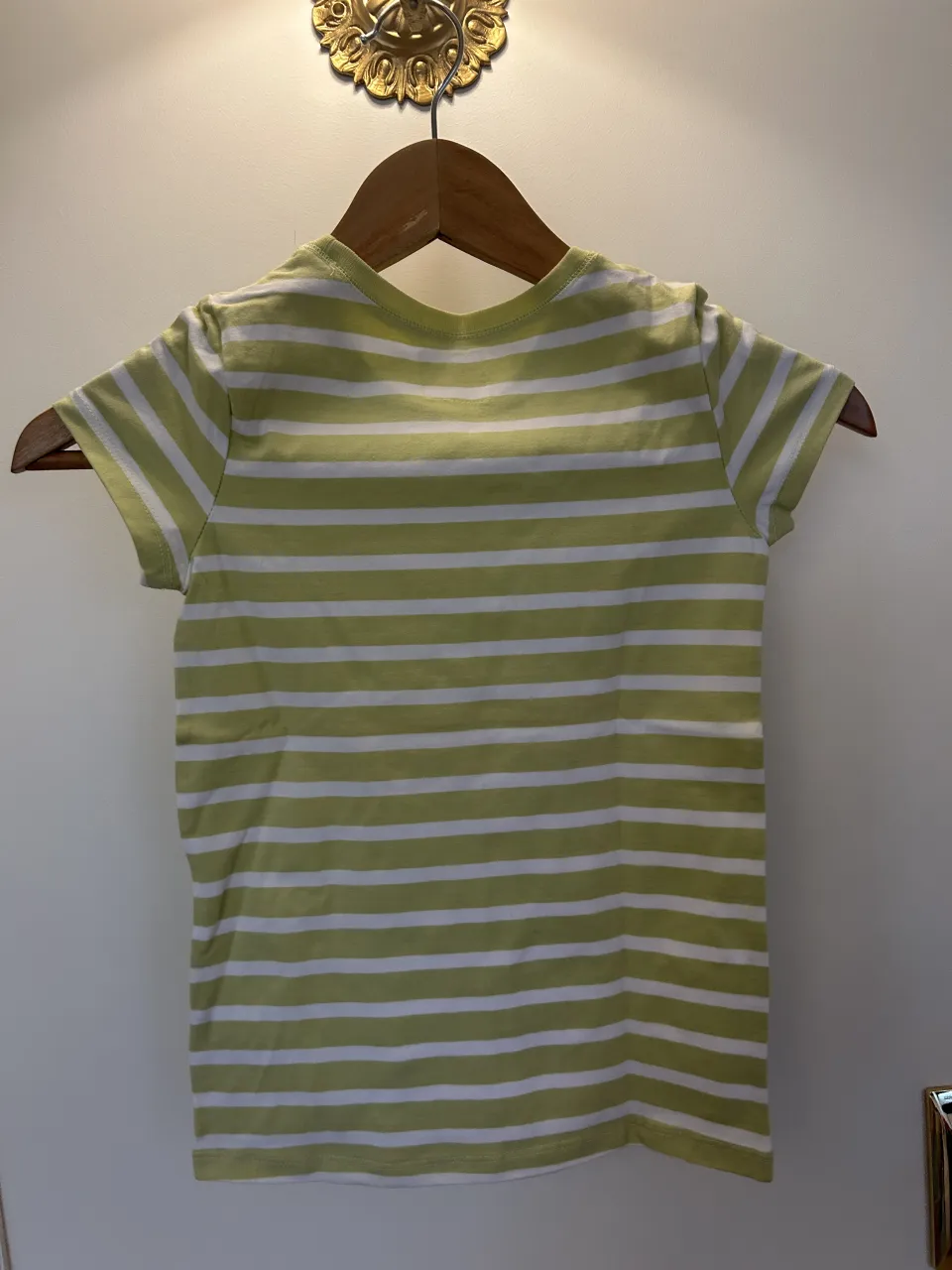 Remera H&M - Vista 2