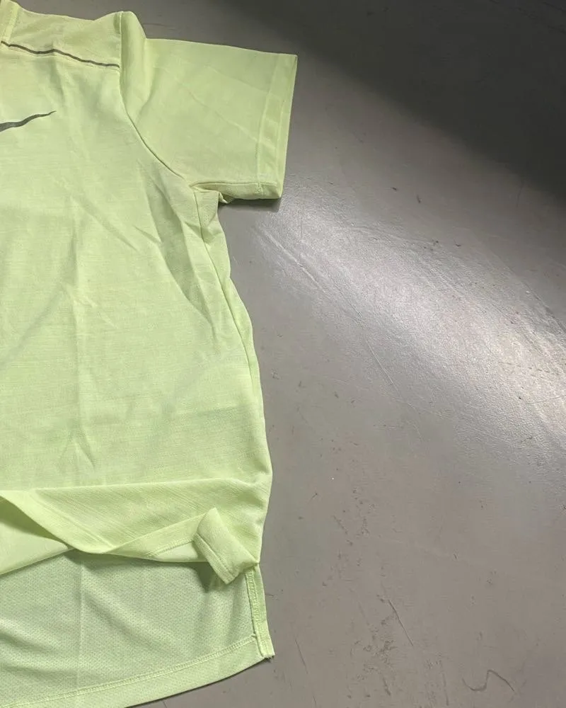 Remera Nike - Vista 3