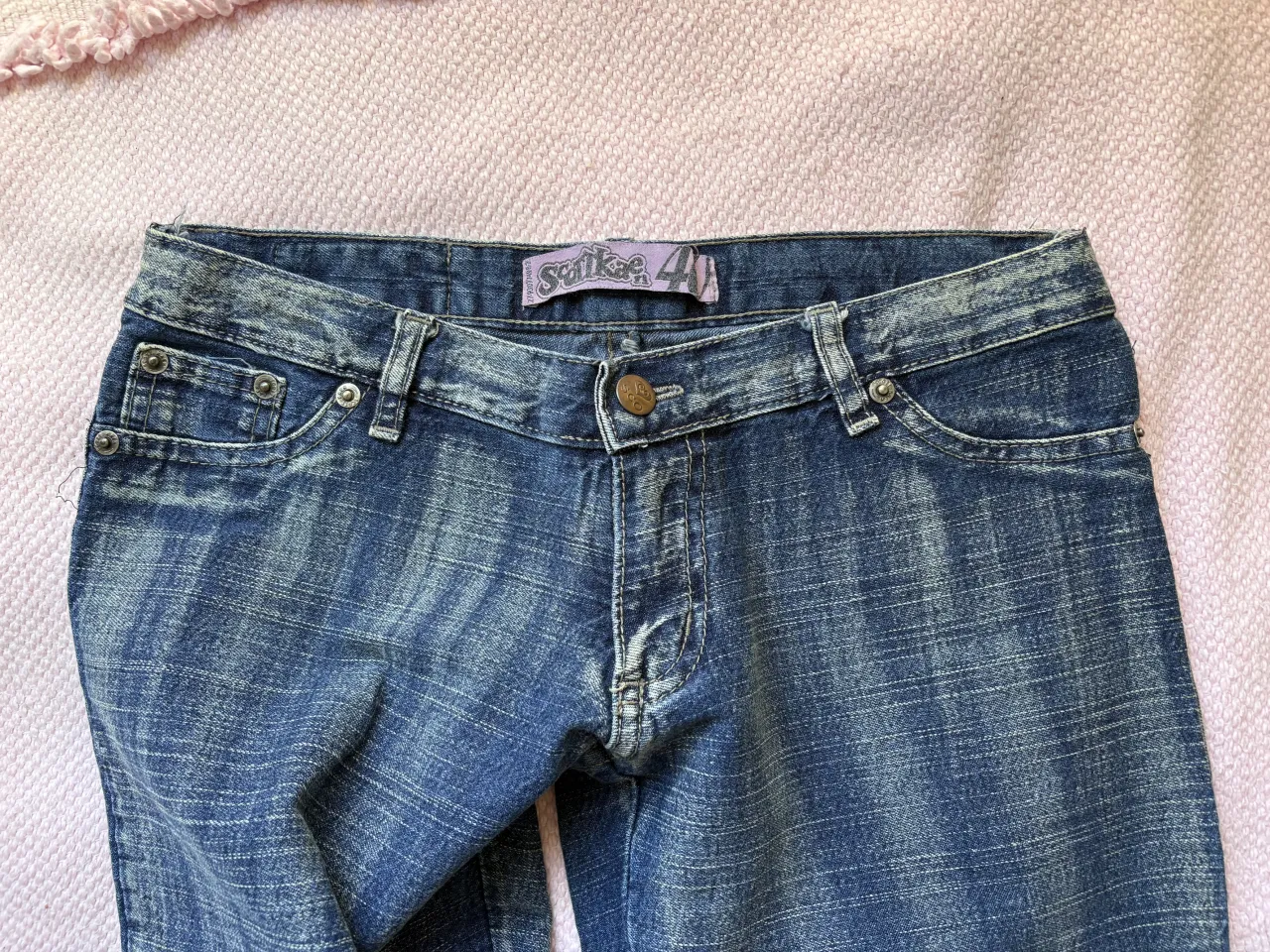 Jean Scombro - Vista 3