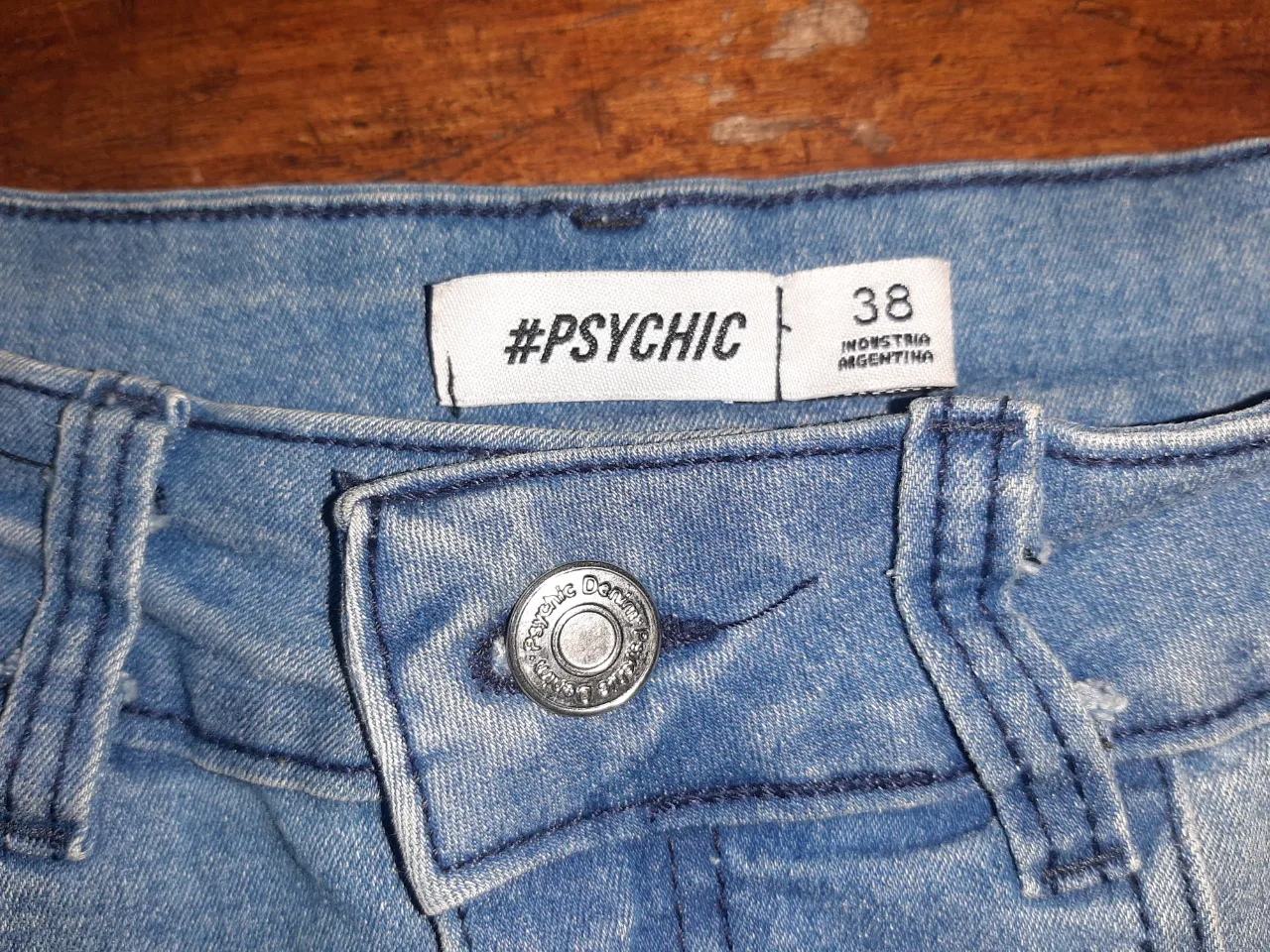 Pollera PSYCHIC - Vista 4