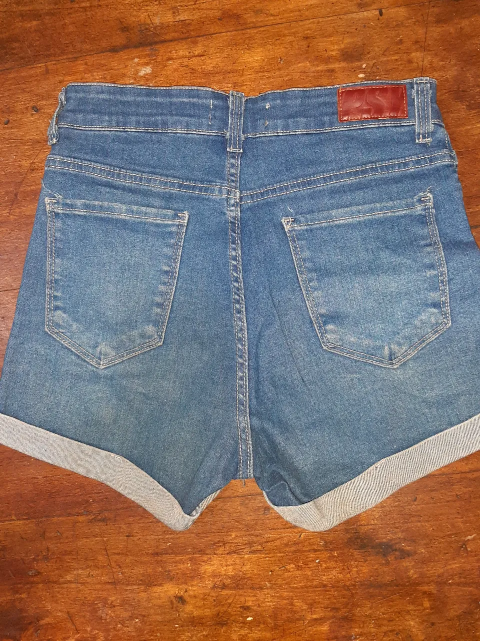 Short PSYCHIC - Vista 2