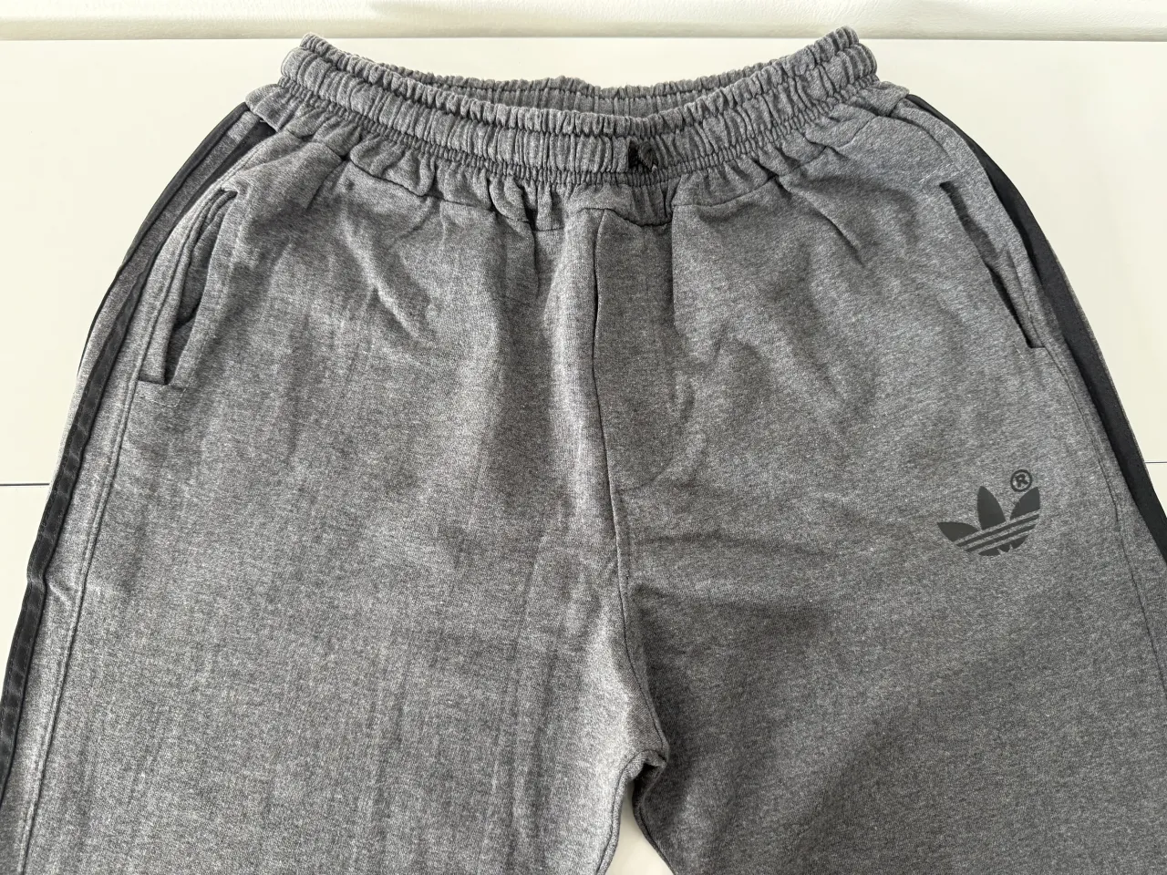 Pantalón adidas - Vista 2