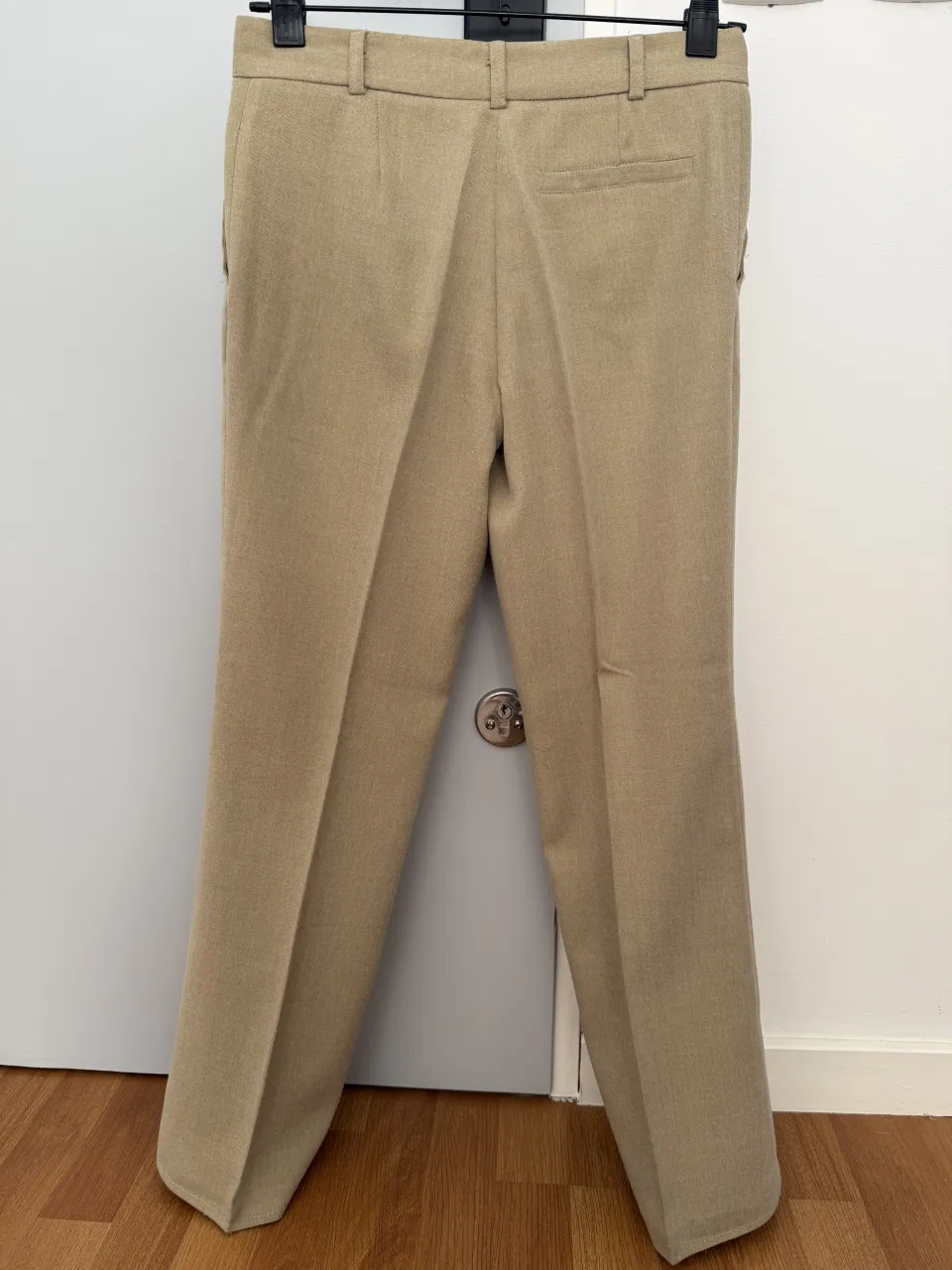 Traje Jennifer - Vista 4