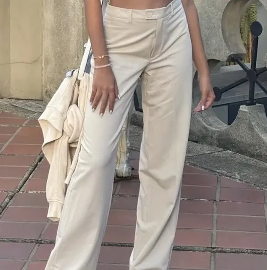 Pantalón Stradivarius