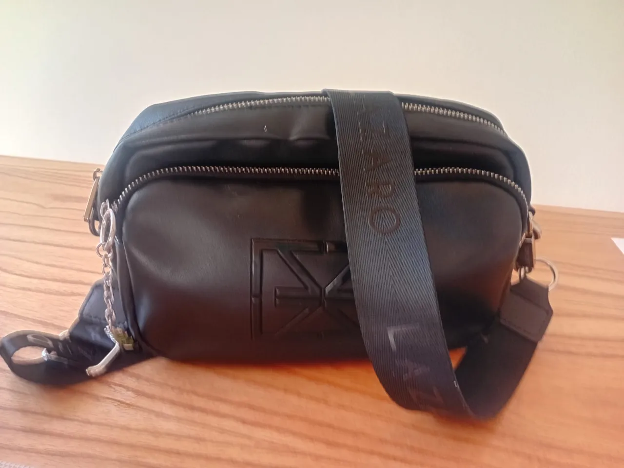 Cartera Lázaro - Vista 2