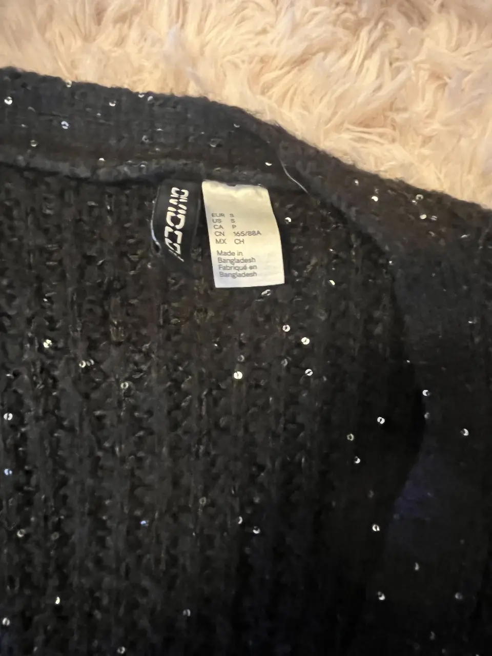 Cardigan Divided - Vista 2