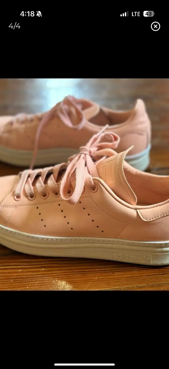 Zapatillas Adidas Stan Smith rosas para mujer. Talle 38 EU. Diseño clásico y atemporal, ideales para un look casual y cómodo.