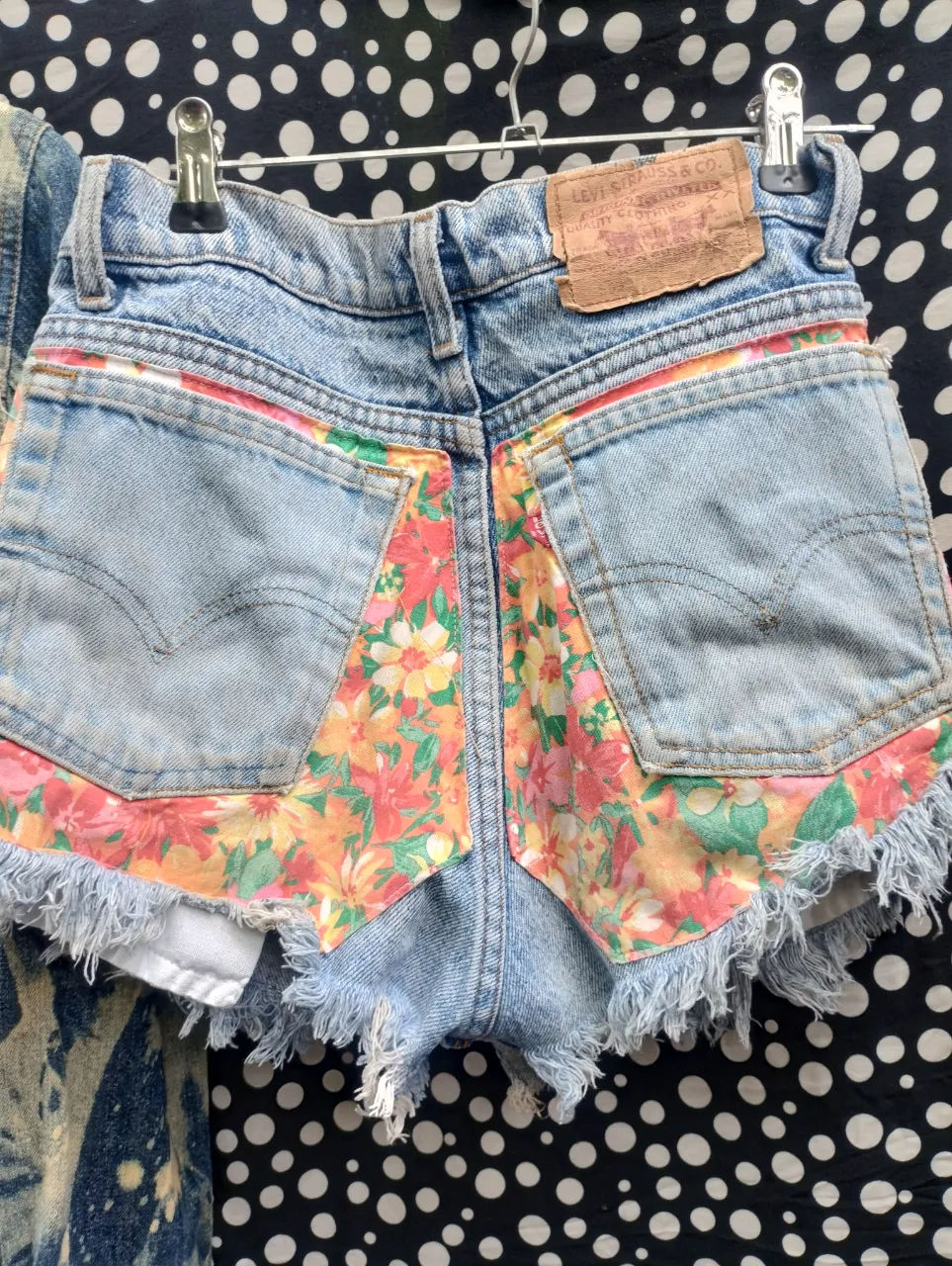 Short Levi's - Vista 4