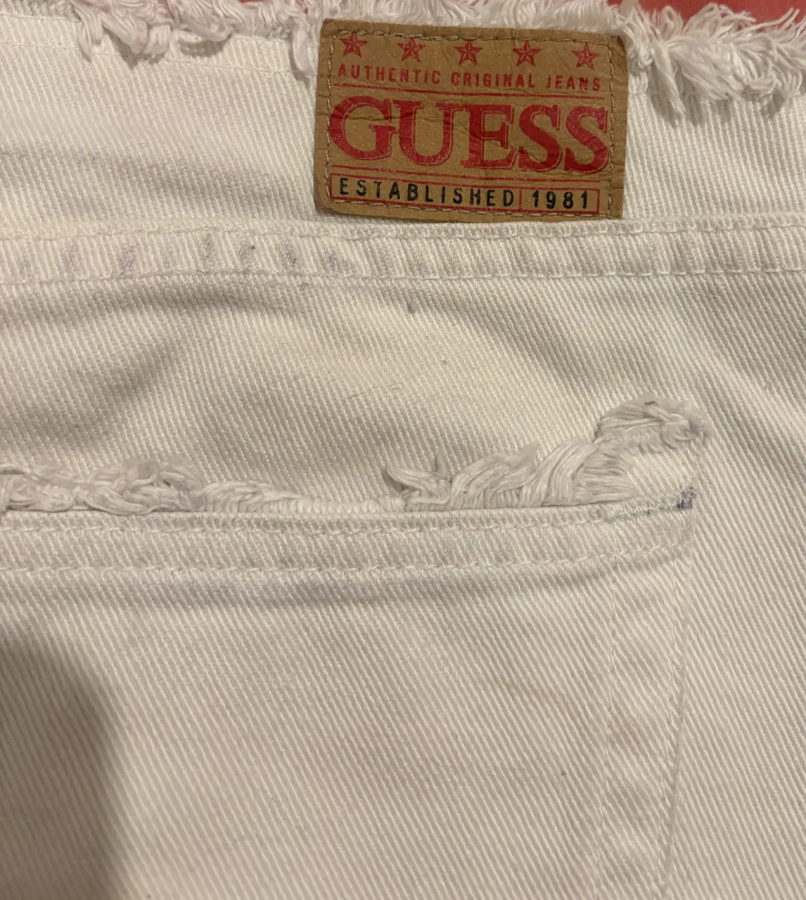 Pollera GUESS - Vista 3