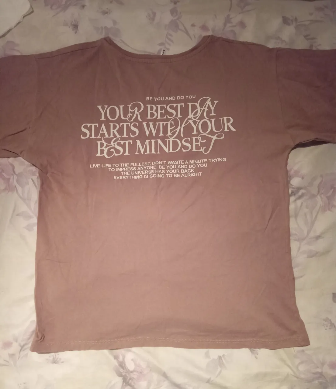 Remera Le Utthe - Vista 3