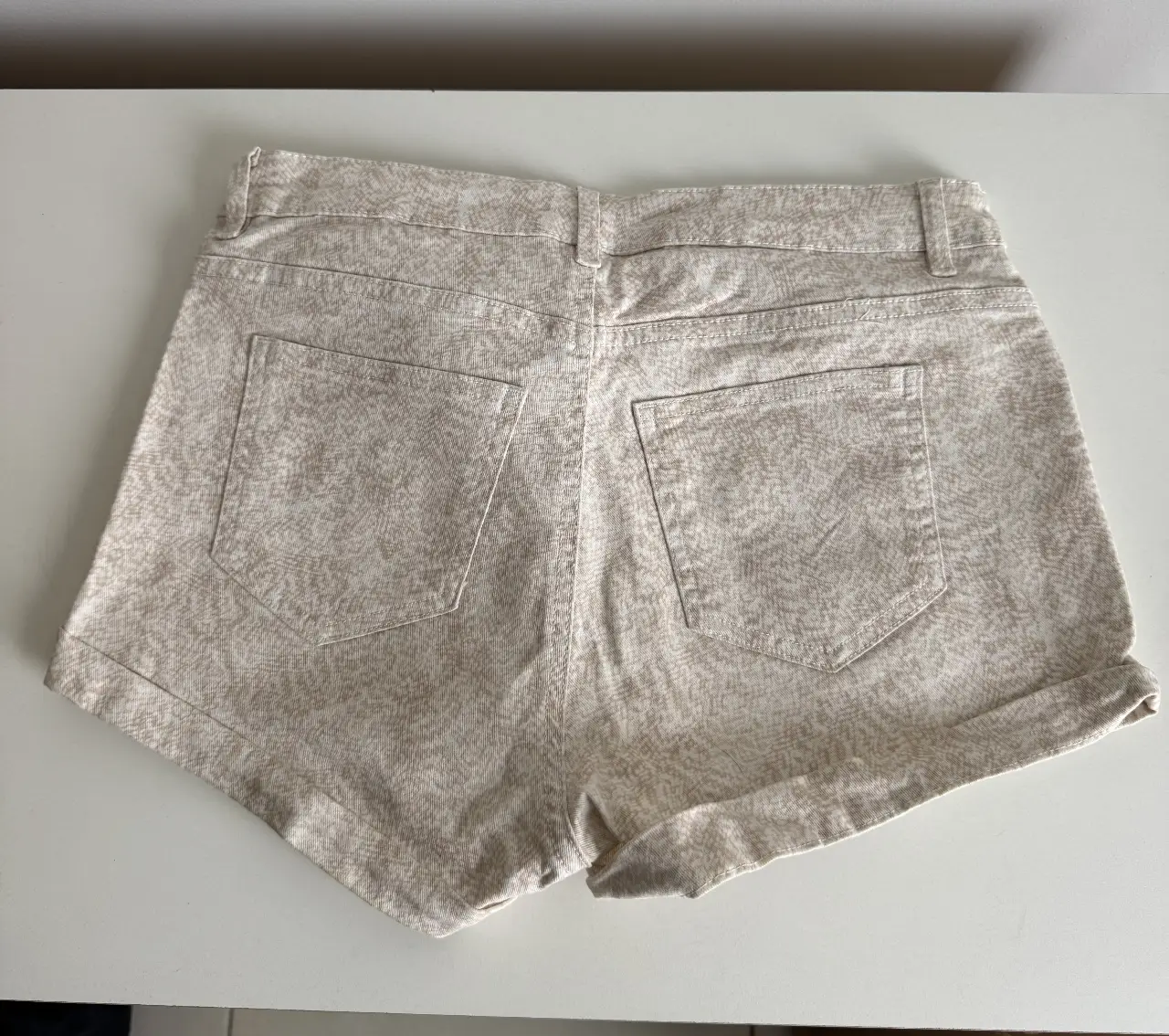 Short H&M - Vista 2