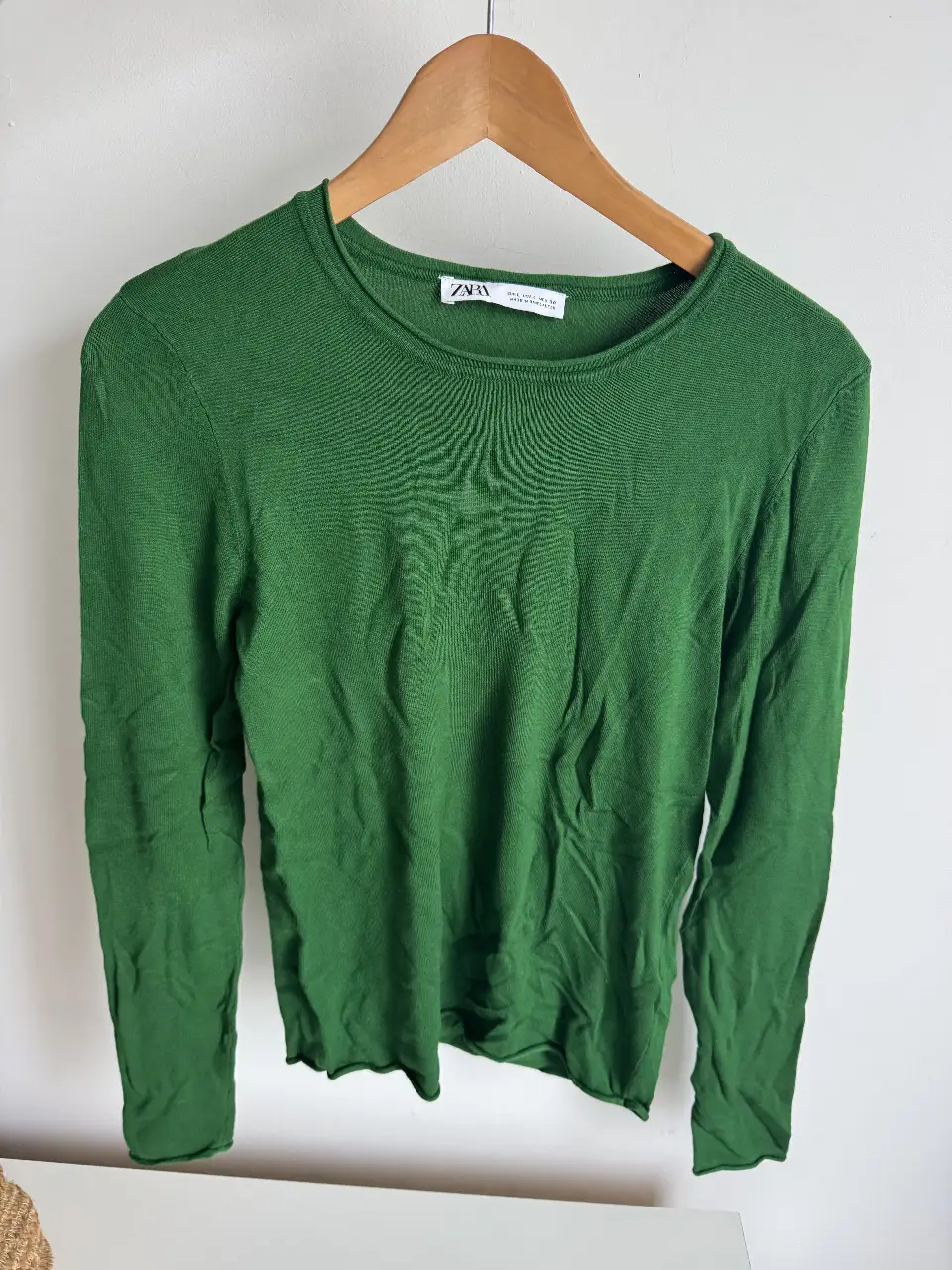 Sweater de hilo finito de Zara