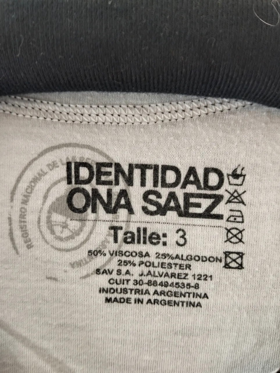 Remera Ona Saez - Vista 2