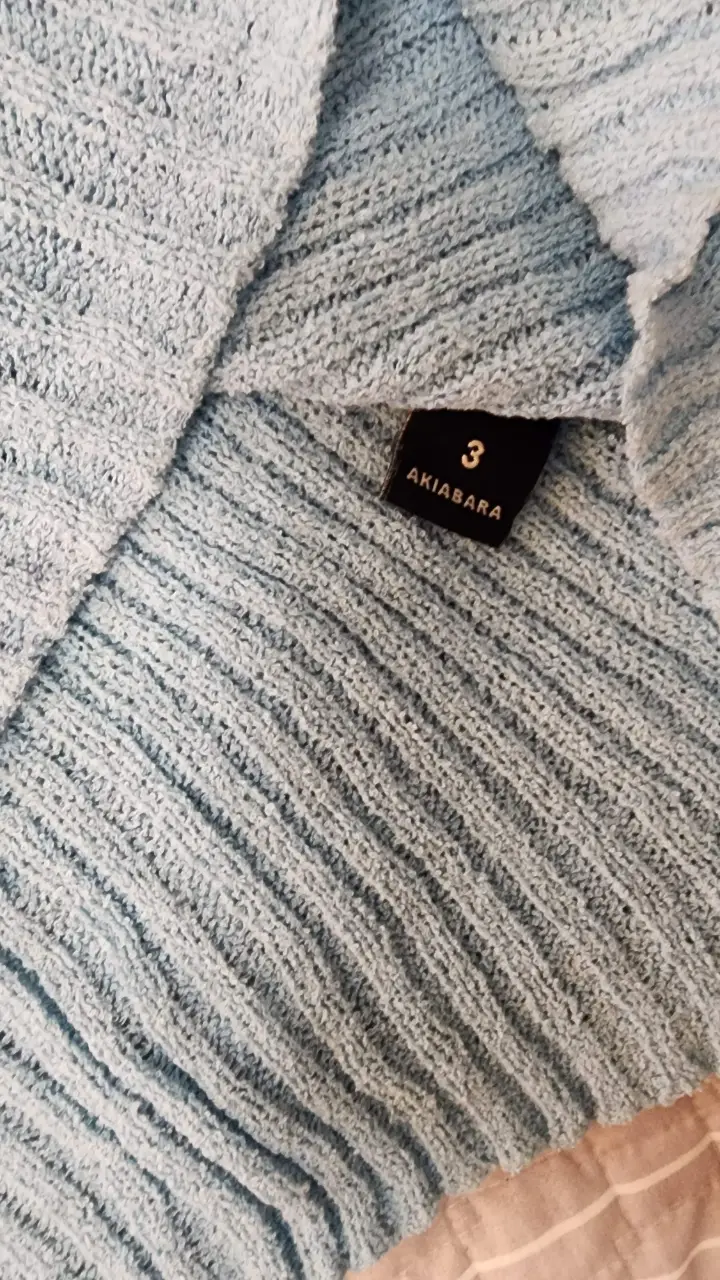 Sweater Akiabara - Vista 3
