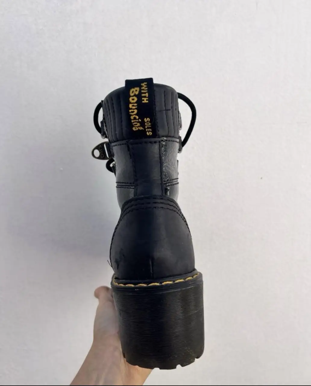 Borcegos Dr. Martens - Vista 4