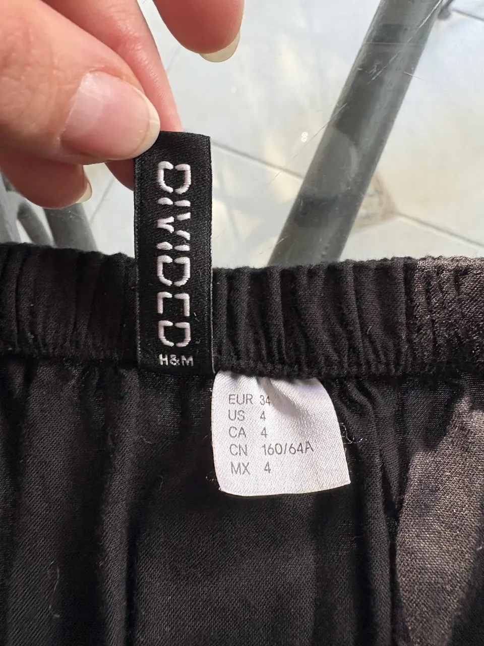 Mono H&M - Vista 3
