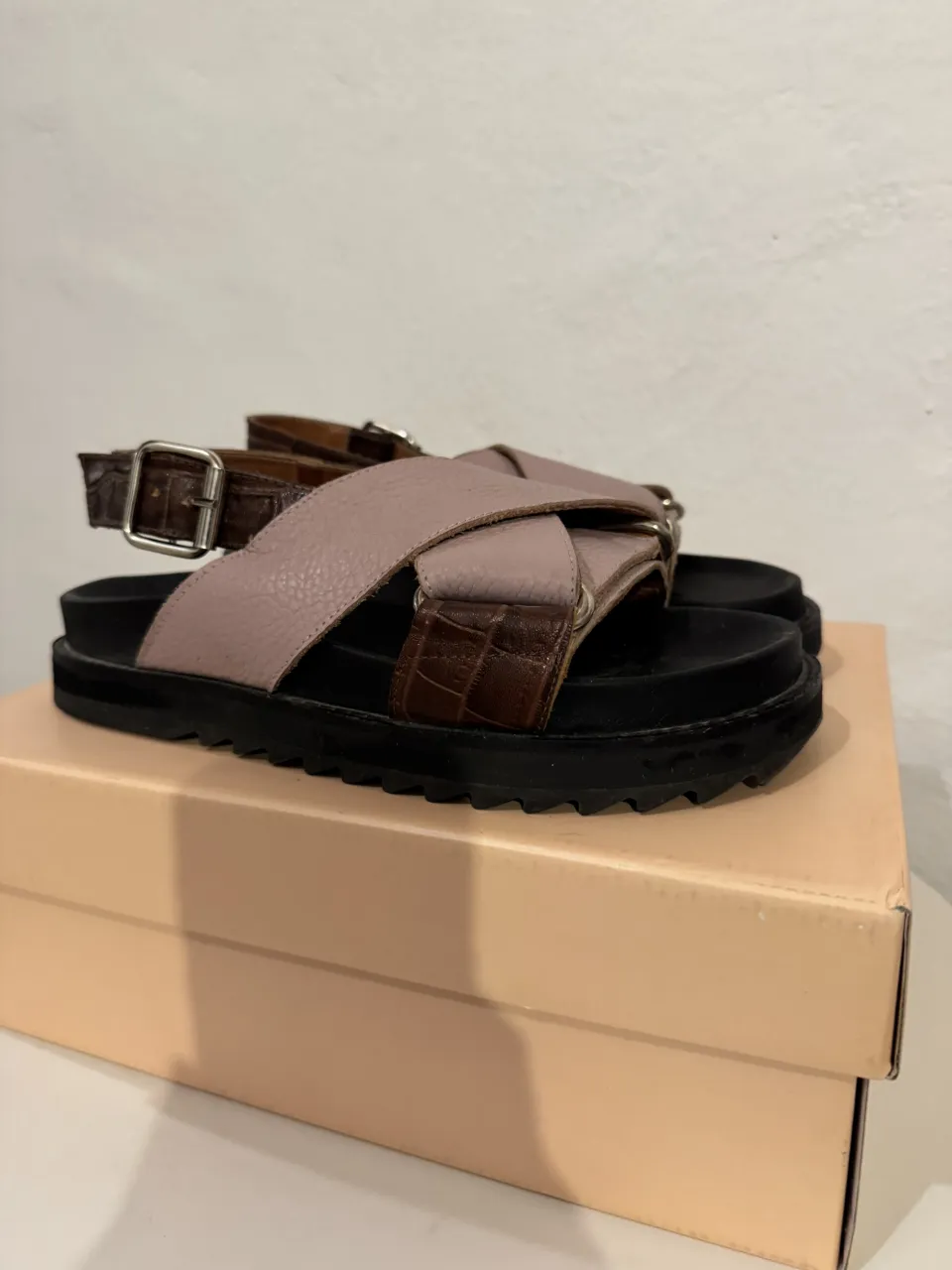 Sandalias LUBOLOQUE - Vista 3