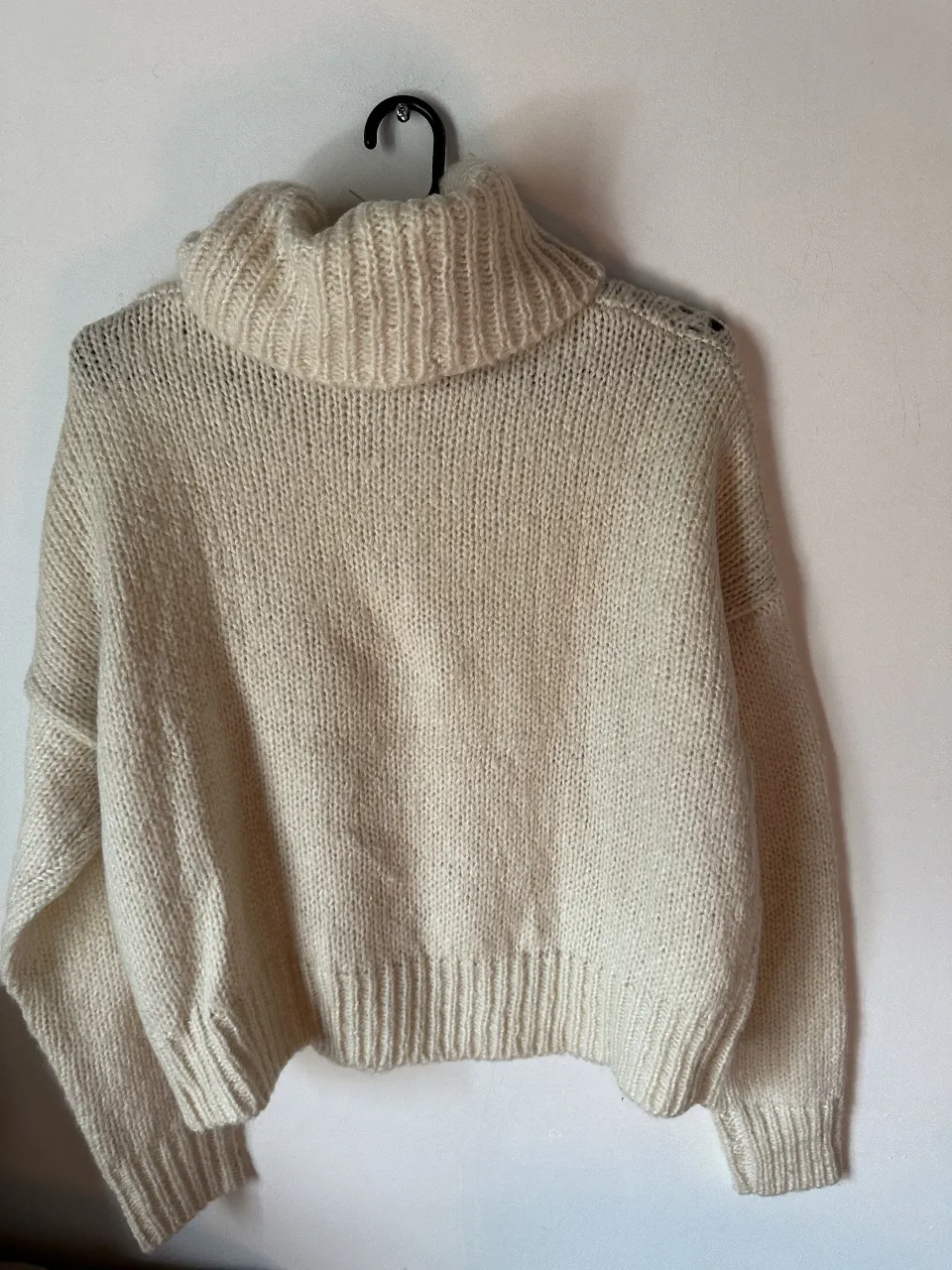 Polera sybilla. - Vista 3