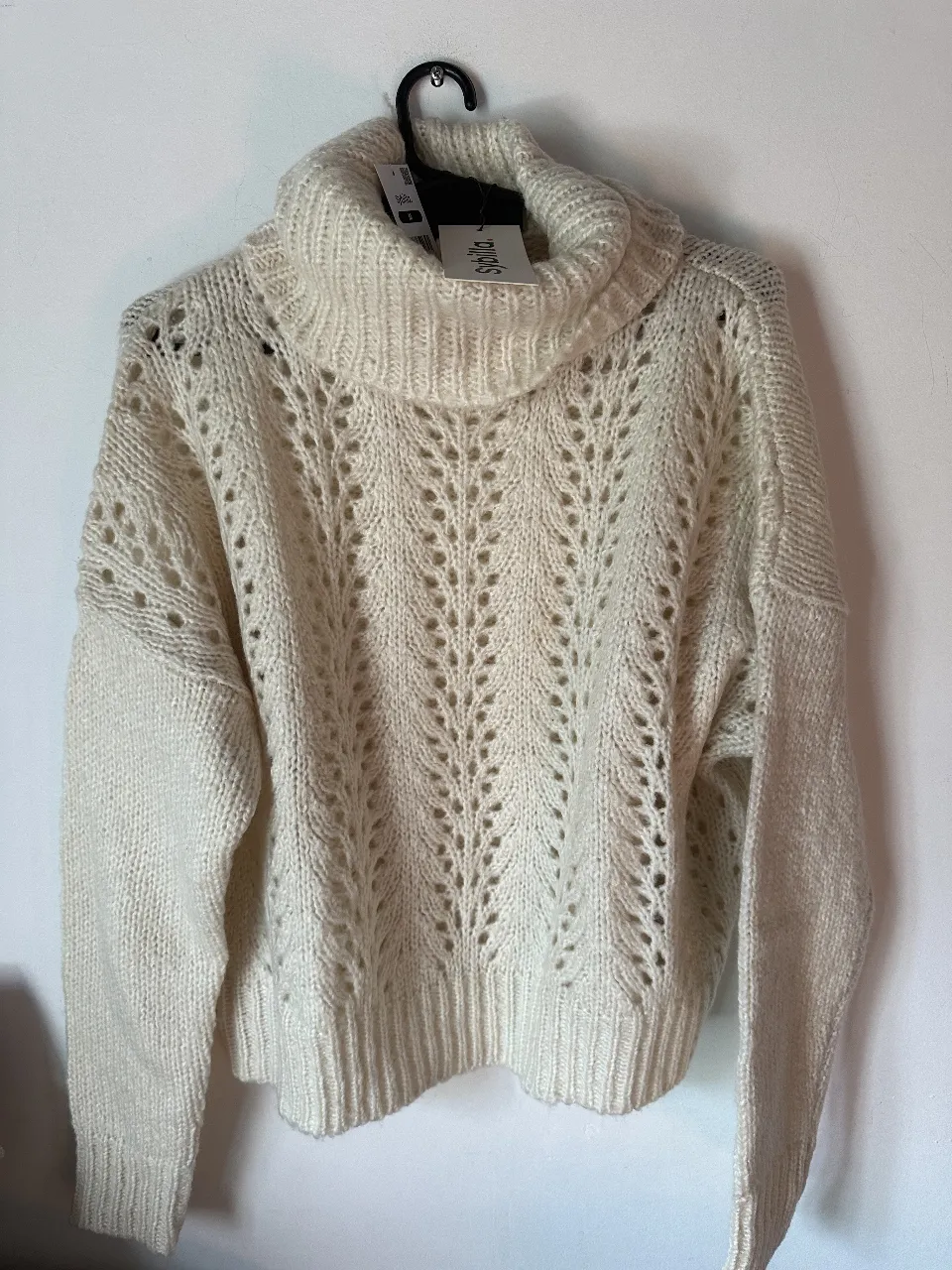 Polera sybilla. - Vista 2