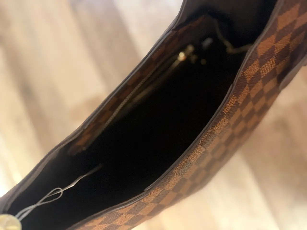 Cartera Louis Vuitton - Vista 2