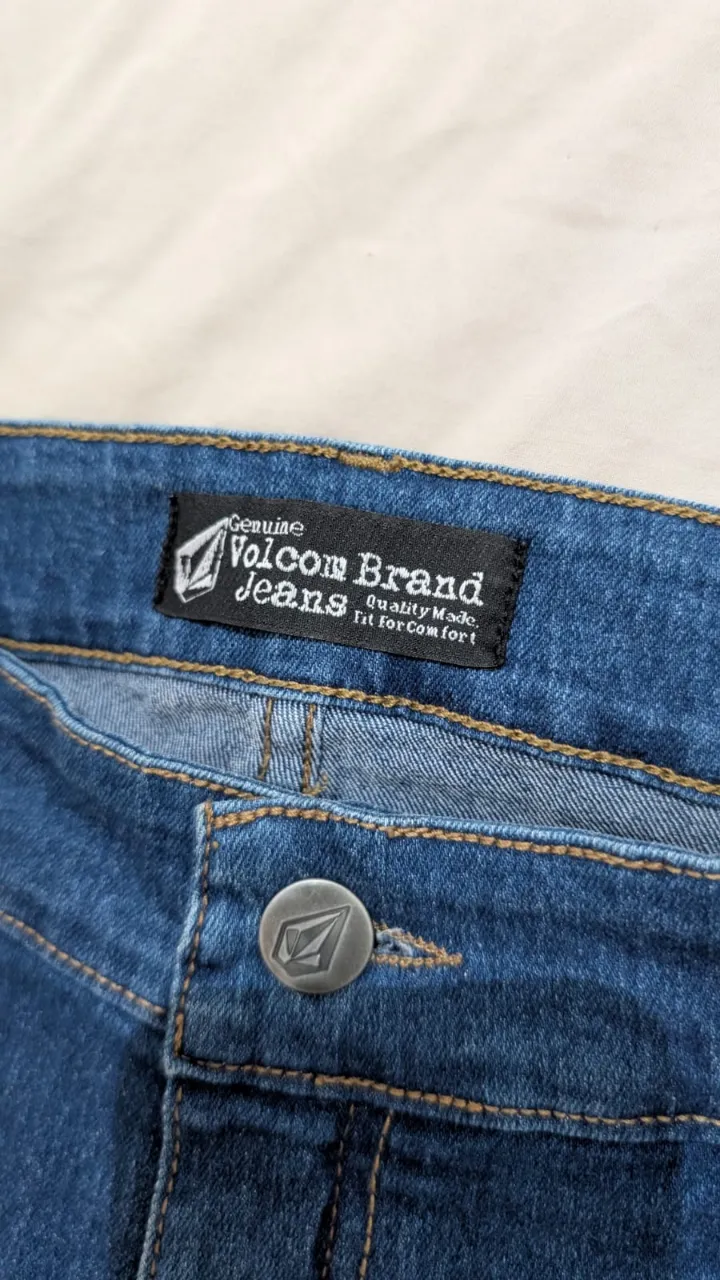 Short Volcom - Vista 3