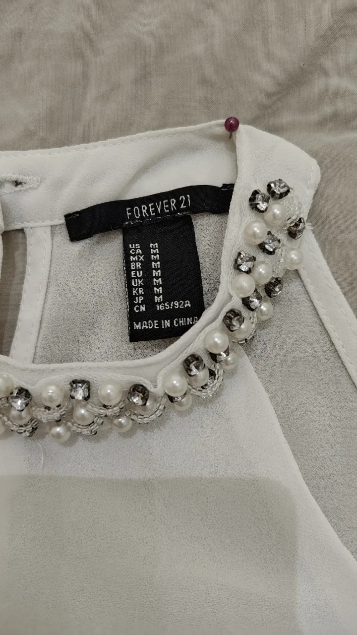 Top Forever 21 - Vista 3