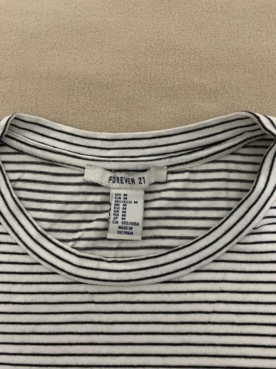 Remera Forever 21 - Vista 2