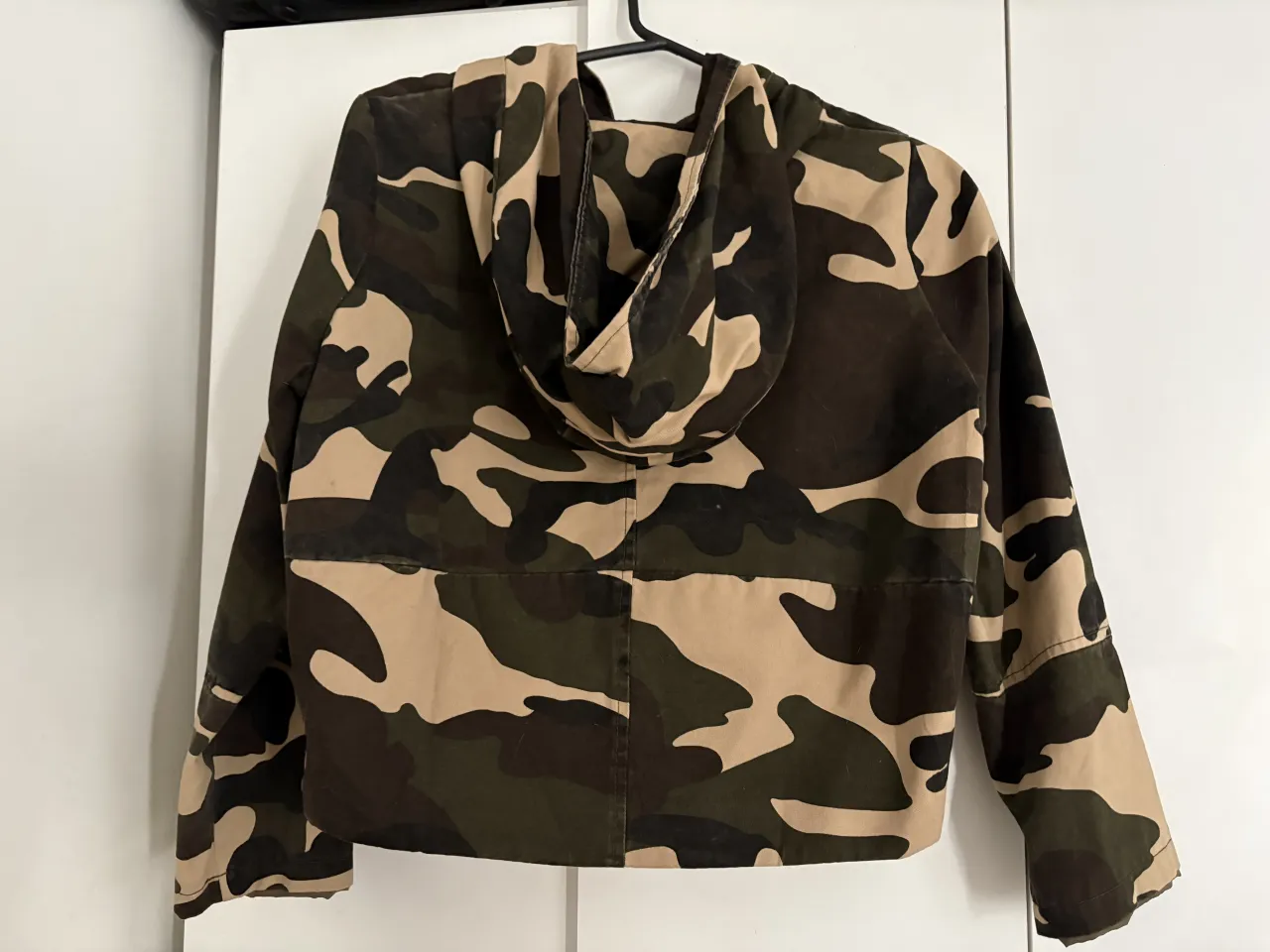 Campera Otra - Vista 2