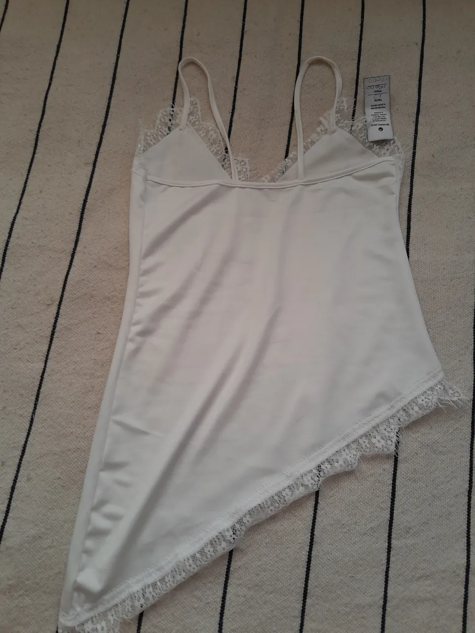 Top Ninguna - Vista 2