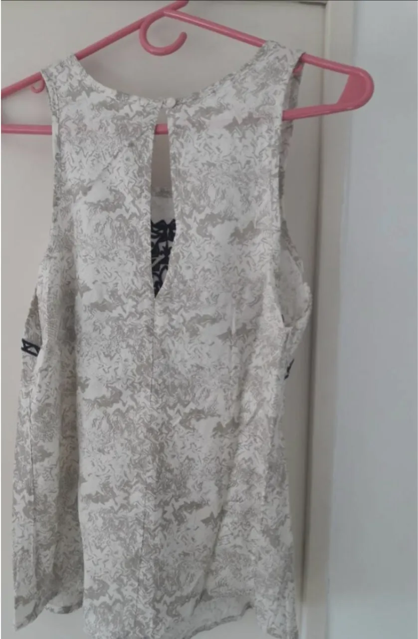 Musculosa Otra marca - Vista 3