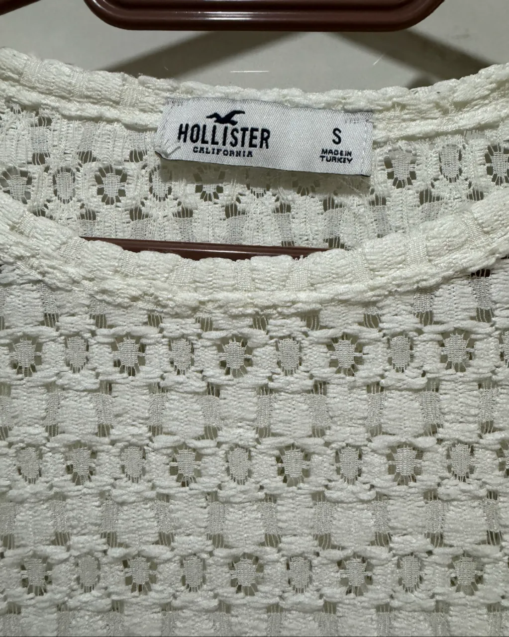 Remera Hollister - Vista 2