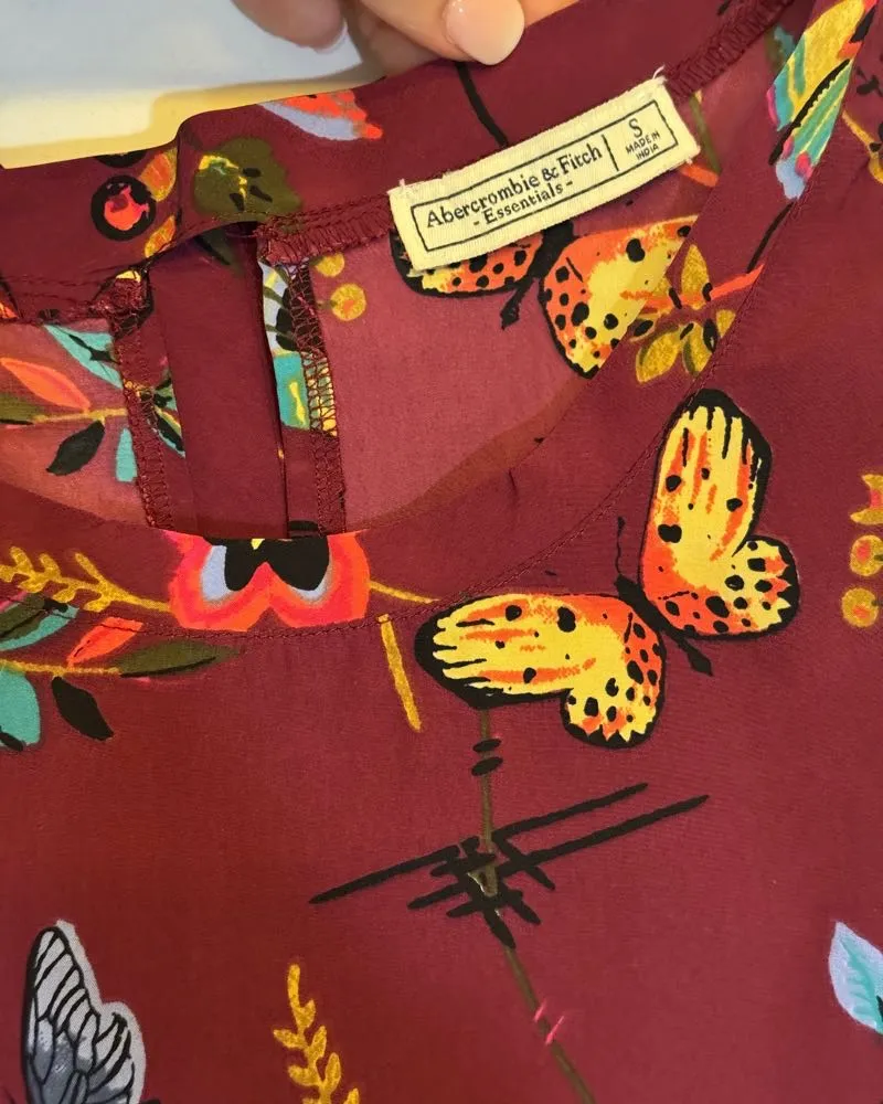 Remera Abercrombie & Fitch - Vista 3