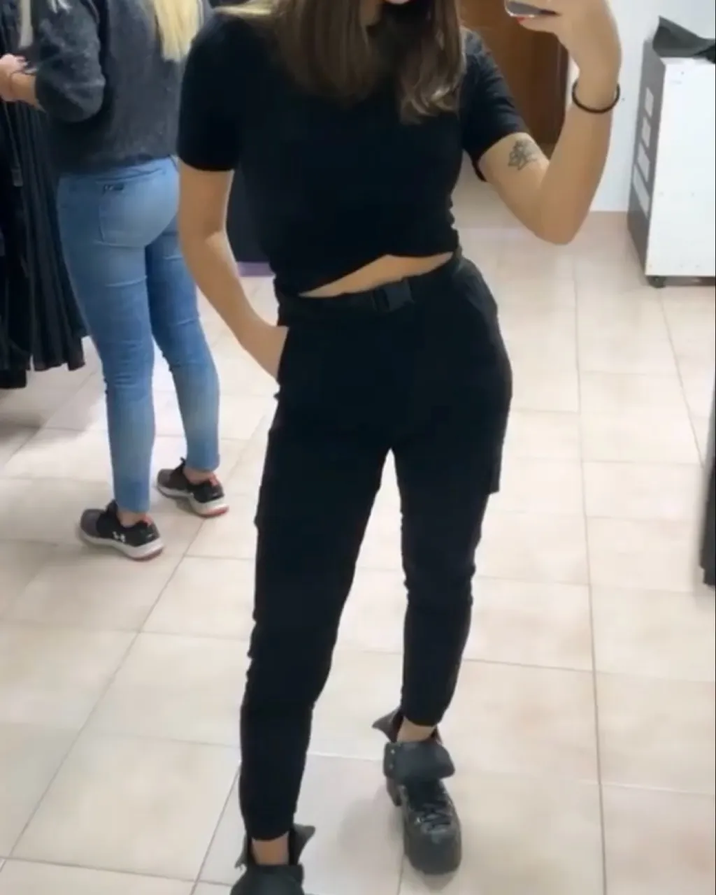 Remera H&M - Vista 2