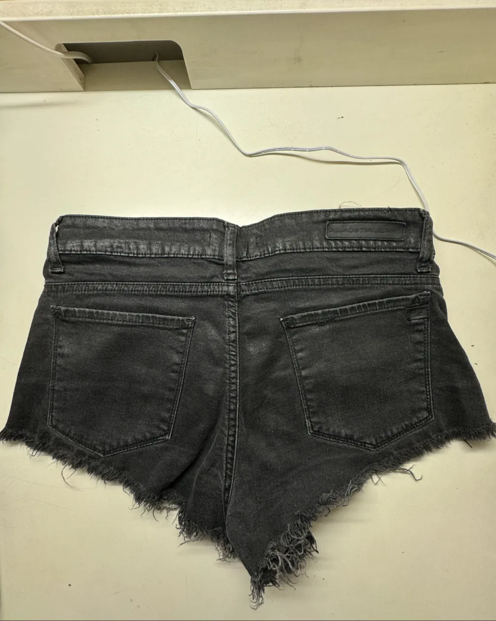 Short Delaostia - Vista 4