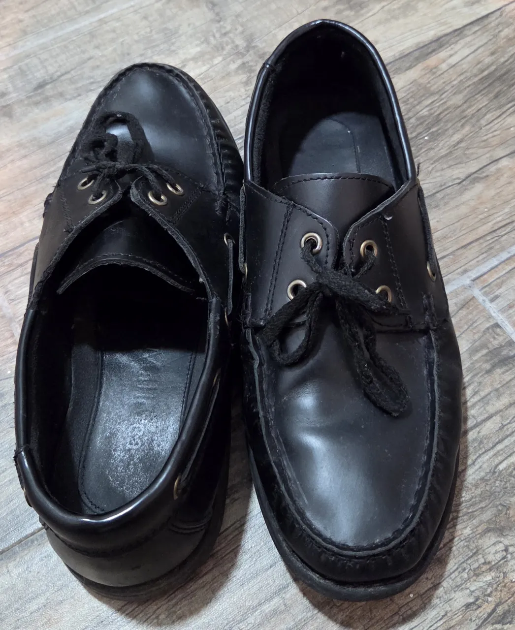 Náuticos de cuero negro para hombre. Ideales  colegial y para un look casual y elegante. Talle 42
