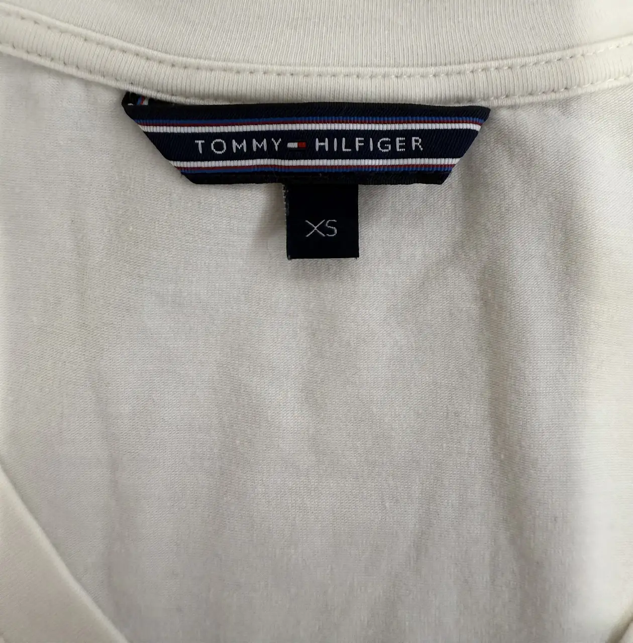 Remera Tommy Hilfiger - Vista 2