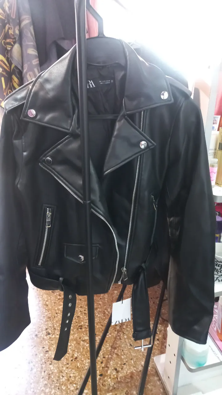 Campera Zara - Vista 3